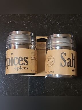 Stainless Steel Spices & Salt Shaker